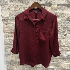 Forever 21 Burgundy Button-Up Blouse size S hidden buttons 3/4 sleeves